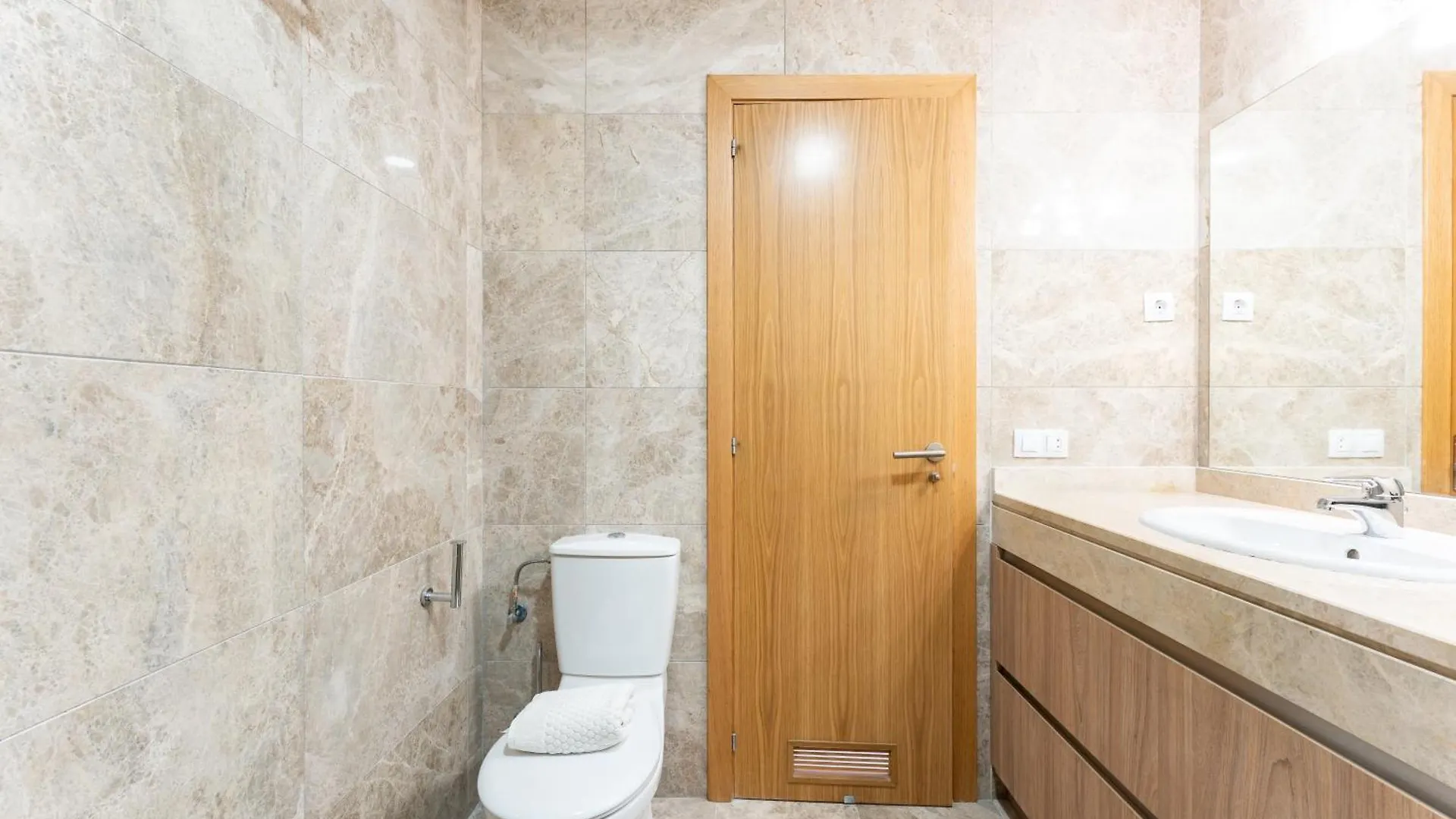 Apartament Maria Zambrano City Center & Parking Malaga Hiszpania