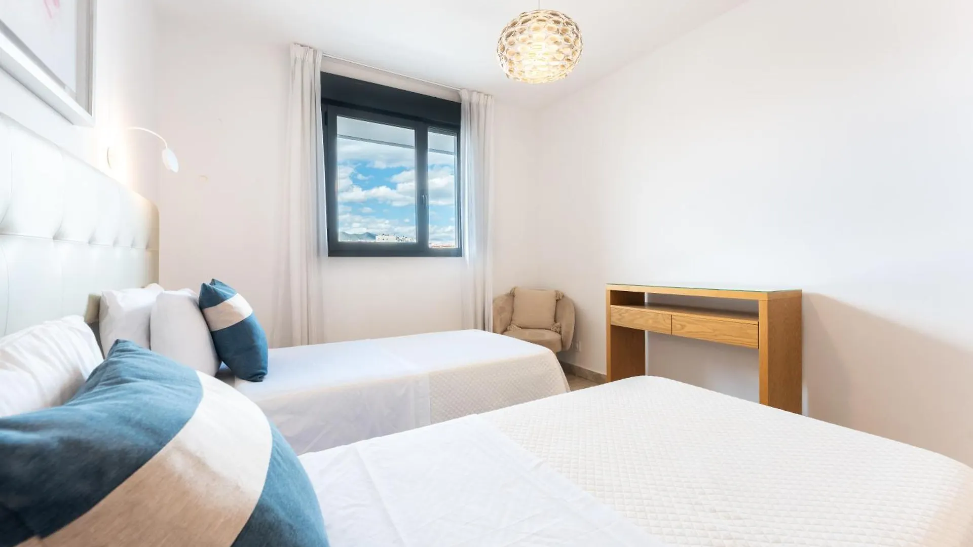 Apartament Maria Zambrano City Center & Parking Malaga
