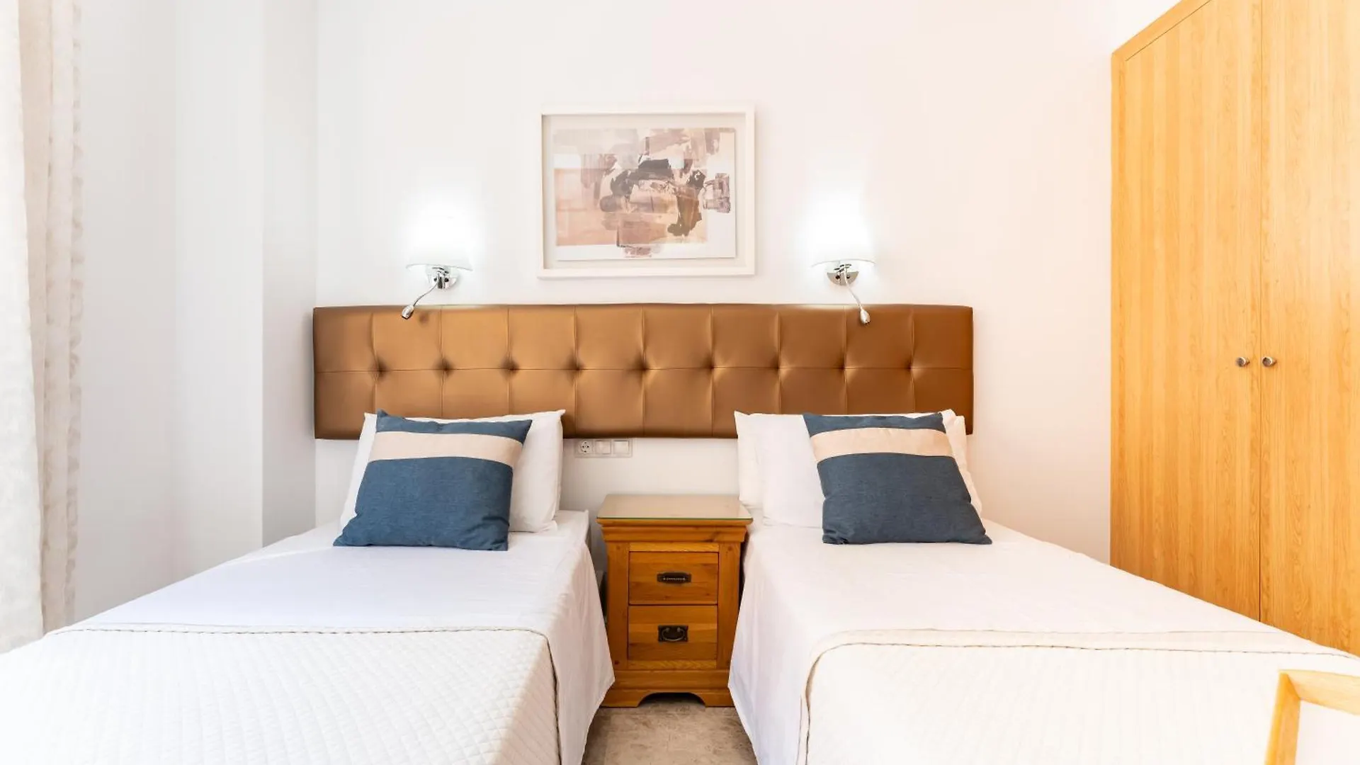 Maria Zambrano City Center & Parking Malaga 0*,  Hiszpania